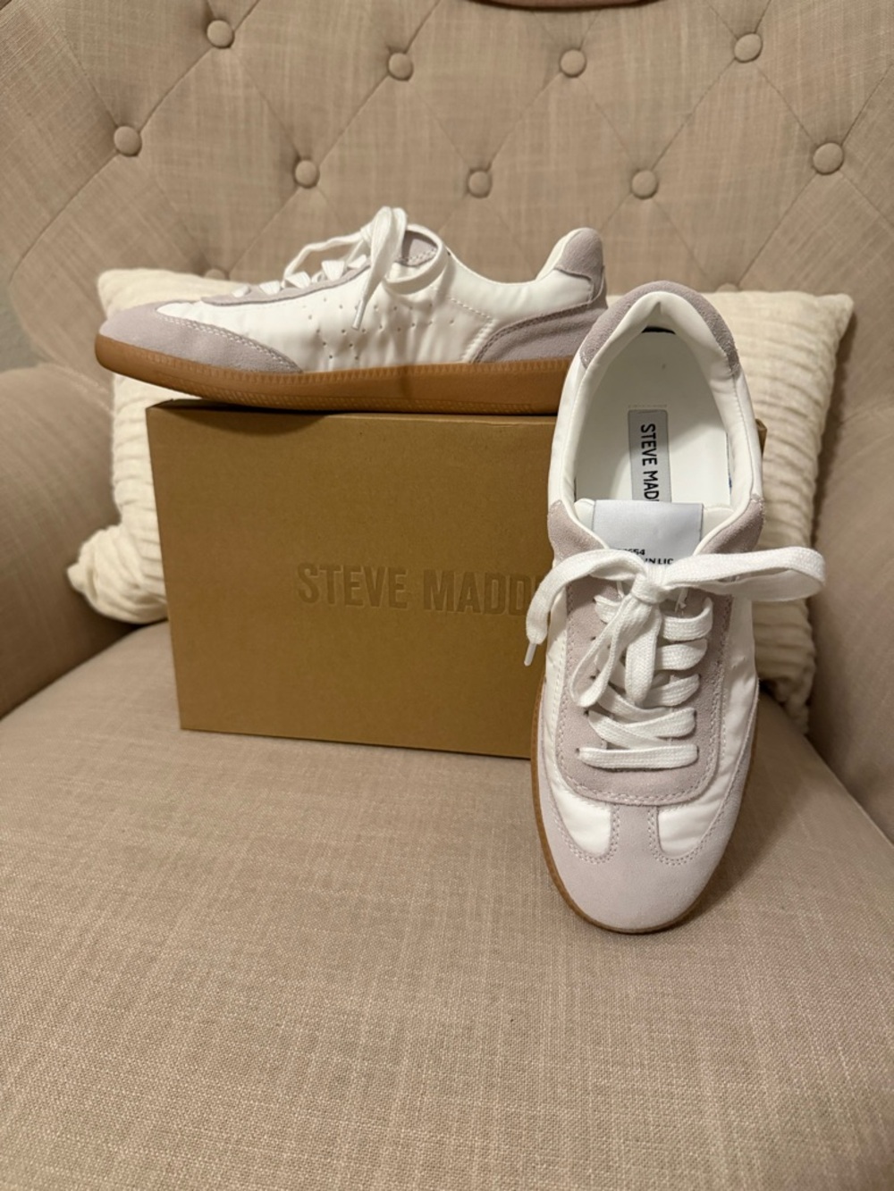 Steve Madden Duo Low-Profile Lace-Up Sneakers Size 8.5 EUC